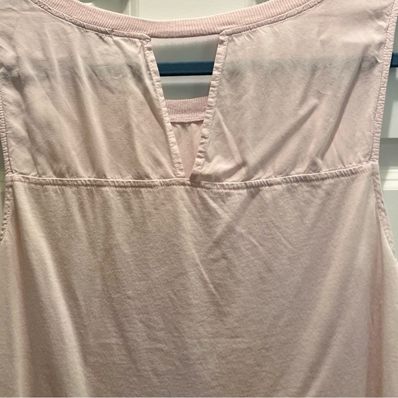 3/$19 Splendid soft sleeveless tank top blouse - Picture 11 of 16